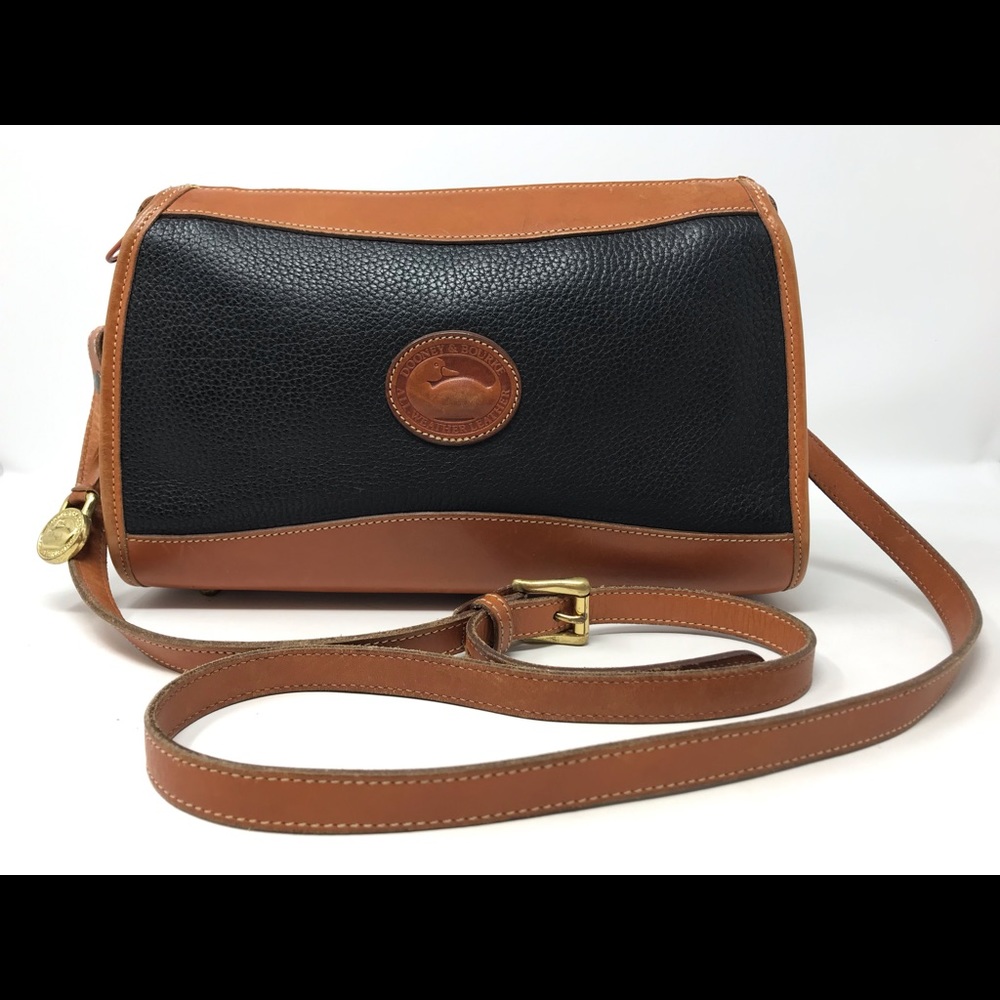 Dooney and Bourke cross body purse vintage